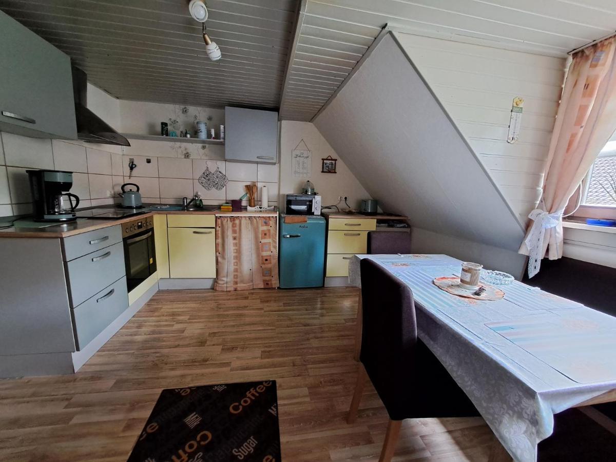 Ferienwohnung Sonja Mit Garten Und Freisitz Steinwiesen Luaran gambar